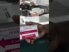 SA-990 Цифровой сигнальный детектор металлов пищевых продуктов 50-60 Гц Автоматический стоп-ремень Проверка металлов пищевых продуктов